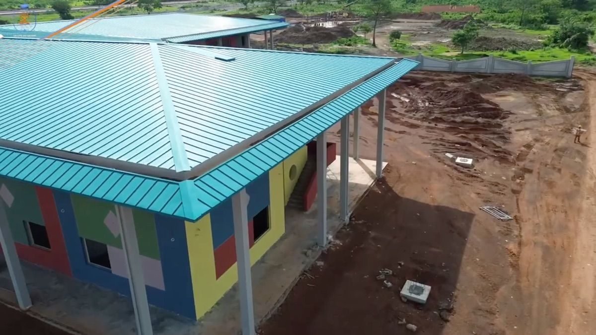 Le campus de la Cité du Savoir en construction, vu depuis un drone